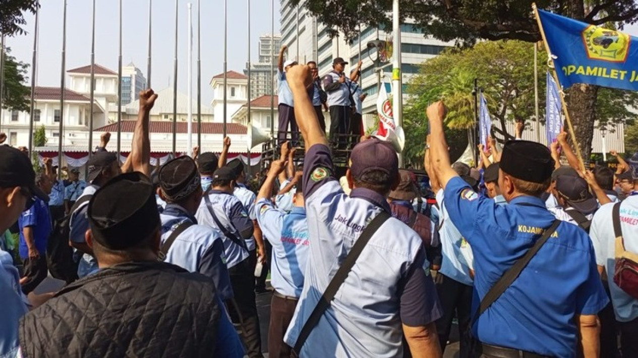 979 Personel Gabungan Dikerahkan Amankan Aksi Sopir Mikrolet Jaklingko