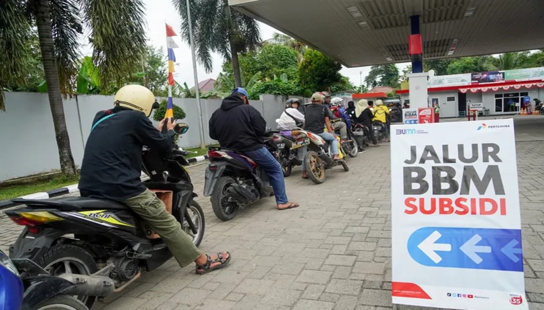 Luhut: Penertiban BBM Subsidi Menggunakan Kecerdasan Buatan Menghemat APBN Rp50 T