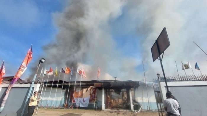 Kantor KPU Papua Pegunungan Diduga Dibakar
