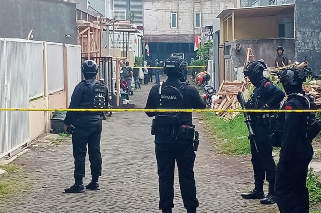 Teroris JI ditangkap Berencana Lakukan Bom Bunuh Diri di Tempat Ibadah