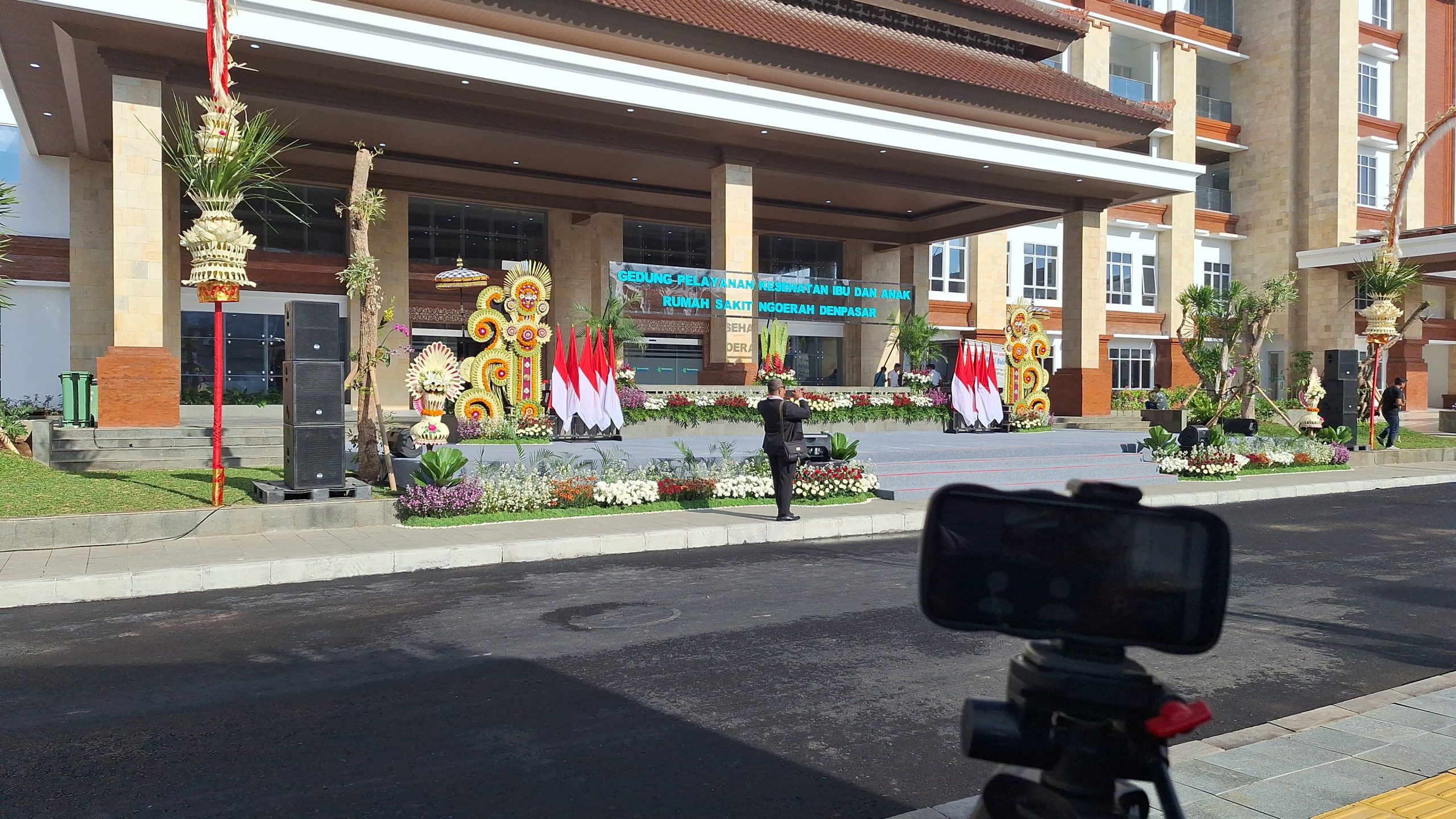 Persiapan Peresmian Gedung Pelayanan Ibu dan Anak RS Ngoerah, Denpasar, Bali