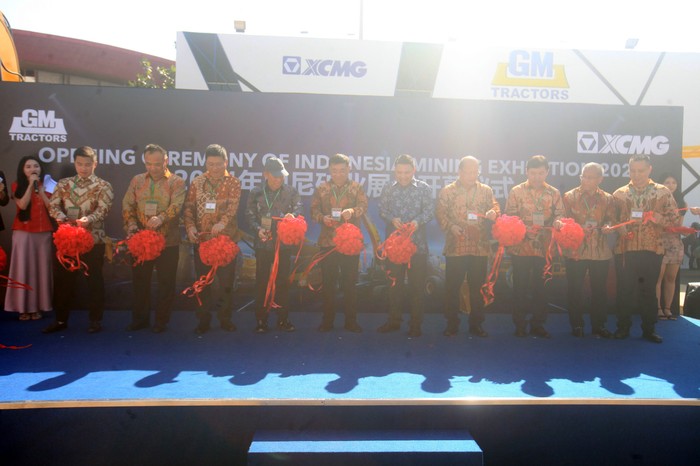 Rayakan Ulang Tahun ke-19, GMTractors Hadirkan Revolusi Alat Berat Ramah Lingkungan di Mining Expo 2024