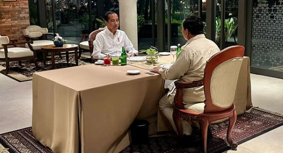 Pertemuan Jokowi-Prabowo di Senayan Tegaskan Eratnya Hubungan Keduanya
