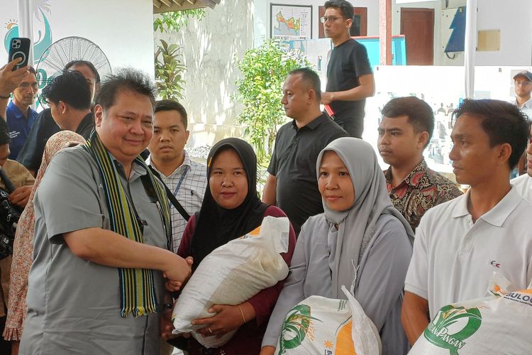 Bansos Era Jokowi: Fokus Kebijakan Ekonomi, Bukan Alat Politik