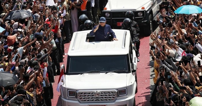 Presiden Prabowo Instruksikan Pejabat Gunakan Mobil Dinas Buatan Dalam Negeri