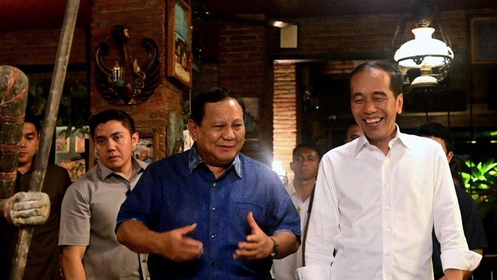 Prabowo Mampir ke Solo, Jokowi : “Semoga Presiden Diberi Kelancaran Dan Kesehatan”