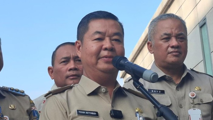 UMP DKI Jakarta 2025 Naik 6,5 Persen, Jadi Rp 5,3 Juta