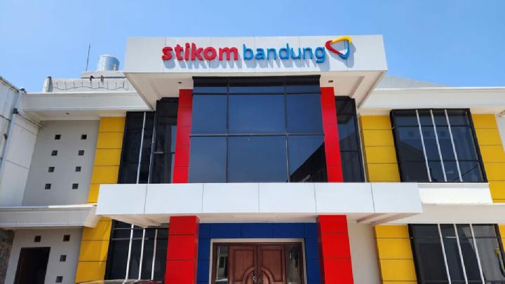 Kontroversi Penarikan Ijazah Stikom Bandung: Alumni Ajukan Penolakan dan Tuntut Solusi