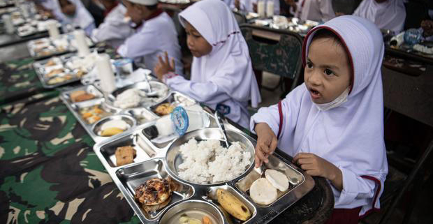 Program Makan Bergizi Gratis Bebas Bahan Impor