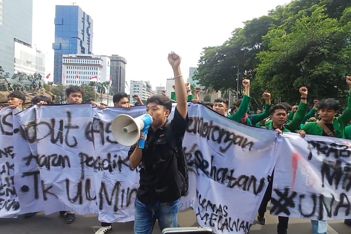 Puncak Demo “Indonesia Gelap”: Mahasiswa Tuntut 9 Hal ke Pemerintahan Prabowo