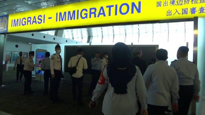 Pemerintah Tindak Tegas Petugas Soetta Terkait Pungli Warga China, 30 Petugas Dicopot