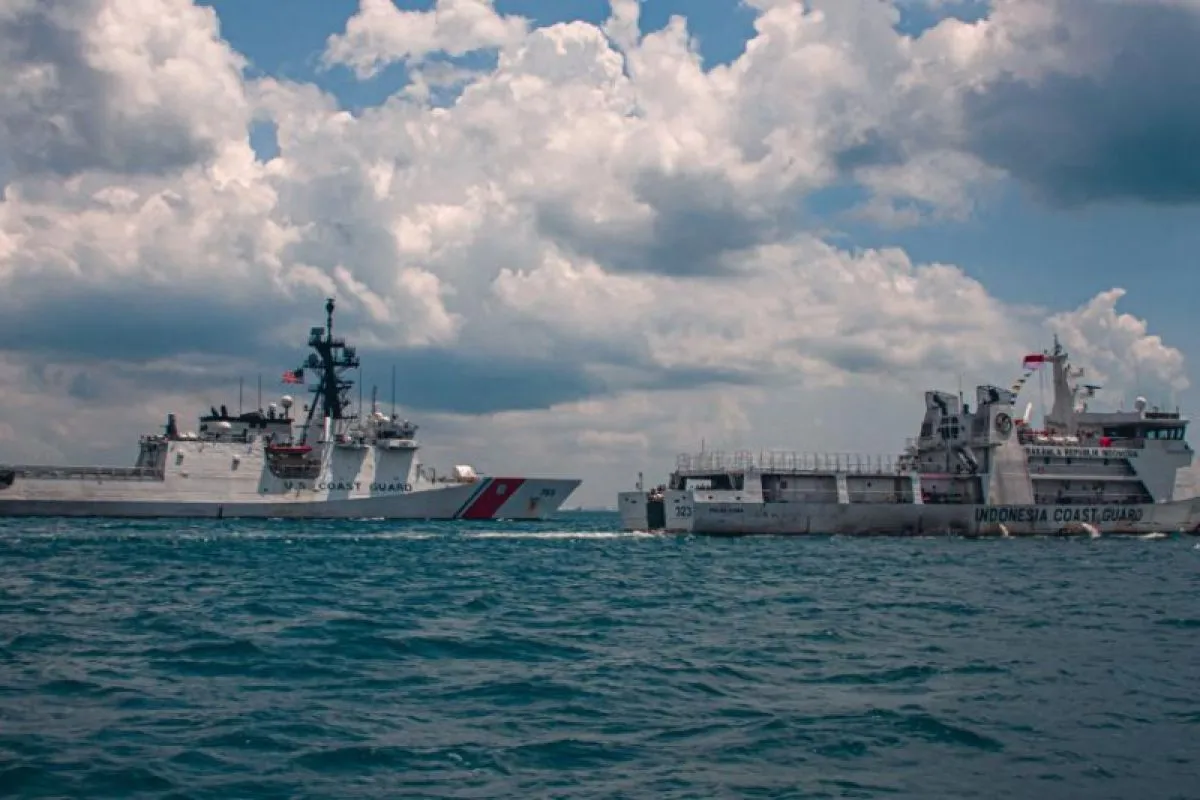 Usulan Pembentukan Sea and Coast Guard Indonesia untuk Penegakan Hukum Laut yang Lebih Efektif