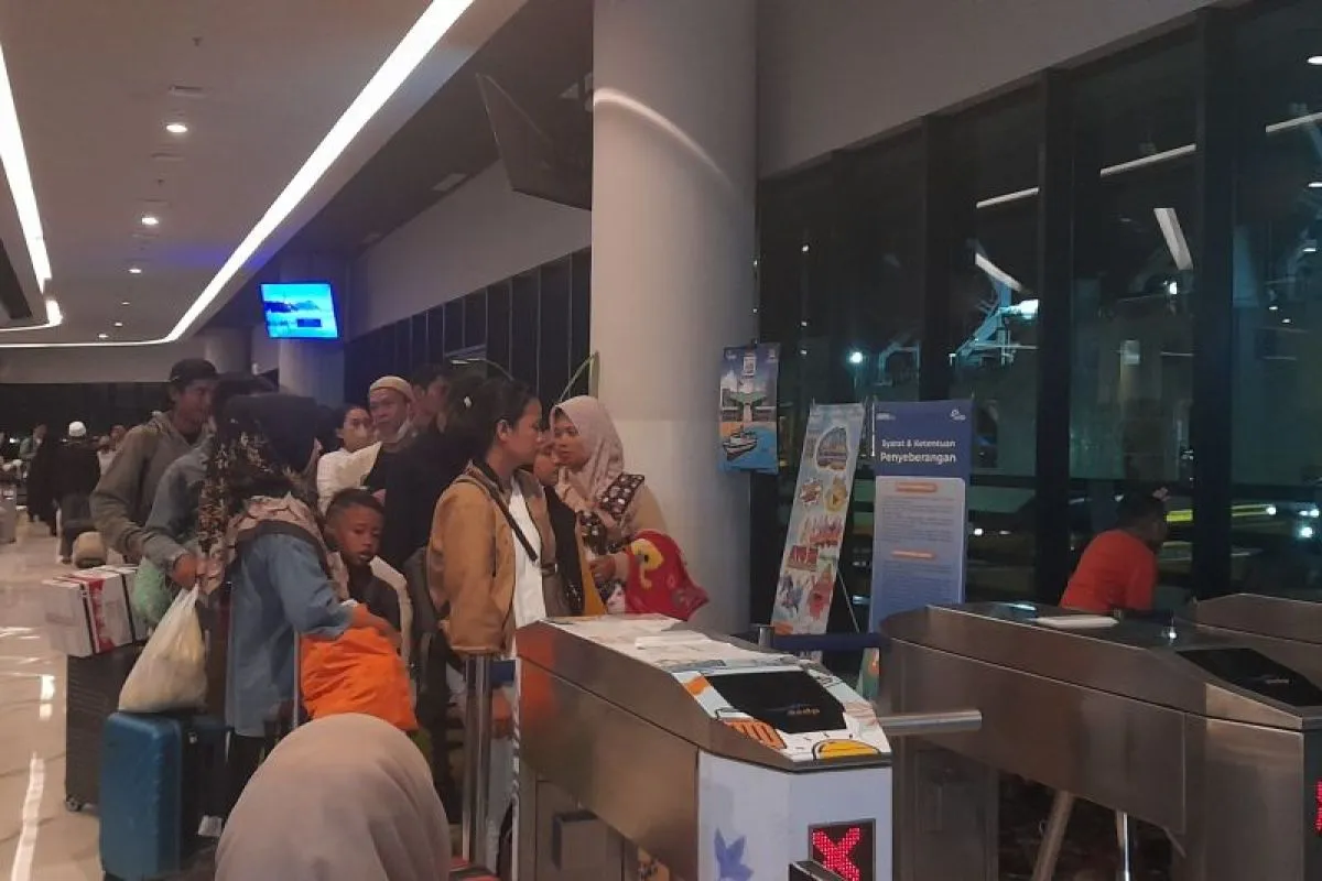 ASDP Prediksi Puncak Arus Mudik di Pelabuhan Merak Terjadi H-3 Lebaran