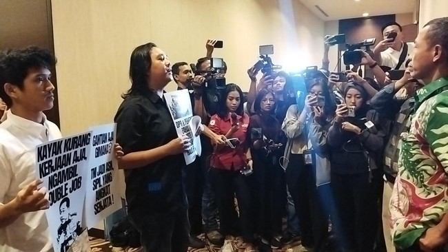 Penggerudukan Rapat Panja RUU TNI di Hotel Fairmont Berujung Laporan Polisi