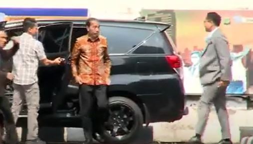 Jokowi Datangi Polda Metro Jaya, Laporkan Tudingan Ijazah Palsu