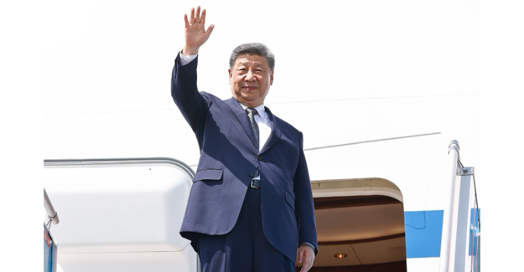 Trump Sindir Kunjungan Xi Jinping ke Vietnam, Tuduh Rugikan AS
