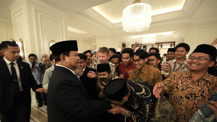 Presiden Prabowo Disambut Hangat WNI di Yordania