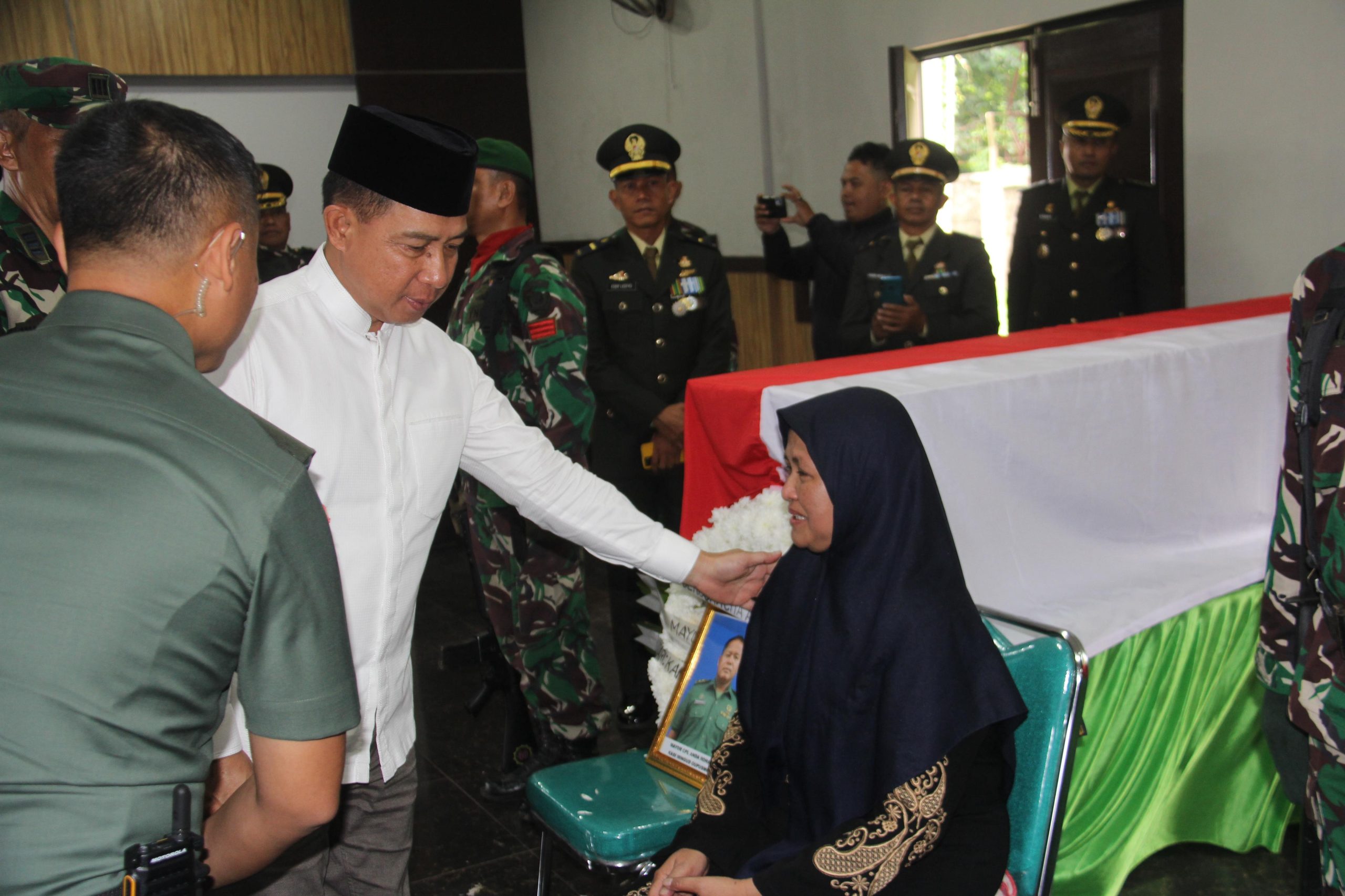 Panglima TNI Hadiri Pelepasan Prajurit Gugur dalam Ledakan Amunisi Garut