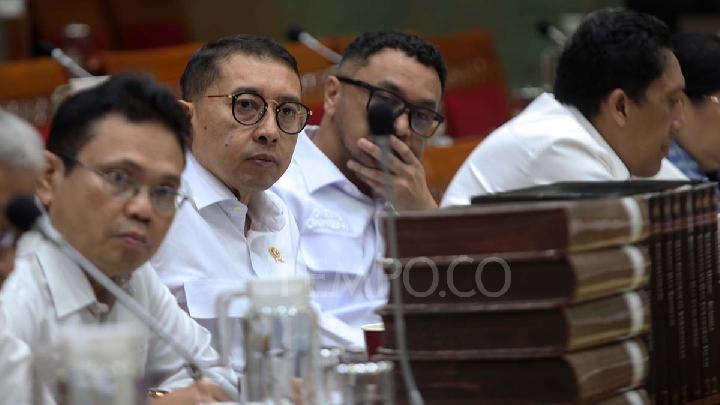 Proyek Sejarah Resmi Pemerintah Picu Polemik: Sejarawan dan Aktivis Angkat Suara