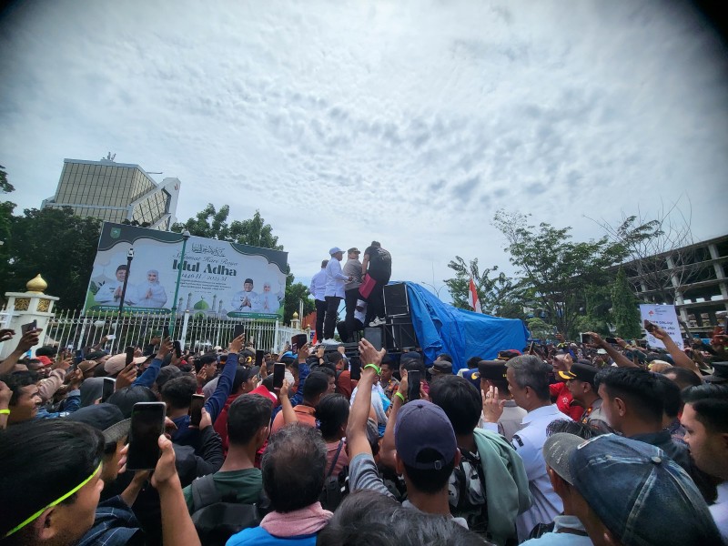 Gelombang Protes di Riau: Ribuan Warga Menolak Relokasi dari Kawasan Hutan Tesso Nilo