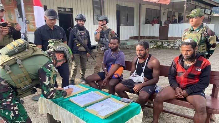 Tiga Mantan Anggota KKB Papua Ikrar Setia ke NKRI di Sinak
