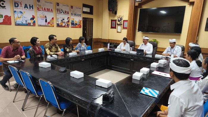Pabrik Coca Cola di Badung Tutup, 70 Karyawan Terkena PHK dengan Pesangon Lebih dari Ketentuan