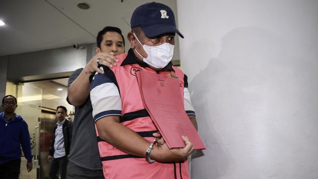Hakim Tersangka Suap Kasus CPO Serahkan Rp2 Miliar ke Kejaksaan