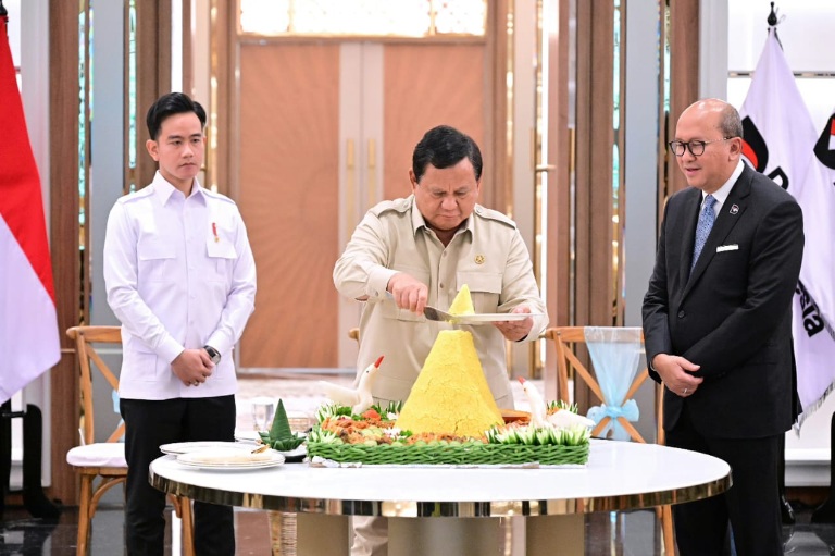 Menpora Dito Dampingi Presiden Prabowo Resmikan Wisma Danantara Indonesia