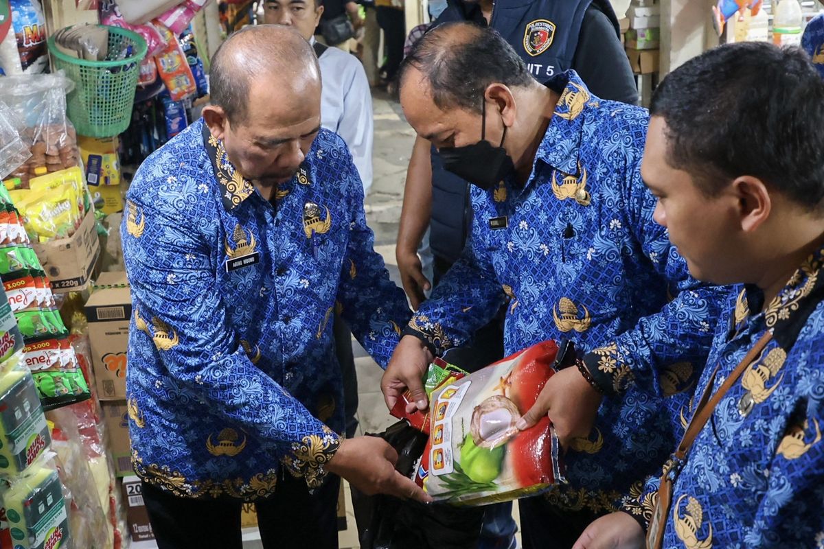 Sidak di Surabaya, Beras Oplosan Tidak Ditemukan