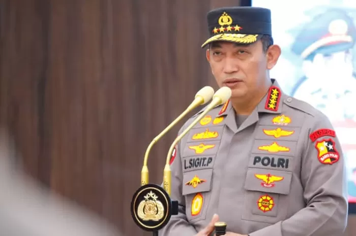 Kapolri Listyo Sigit Sampaikan Belasungkawa ke Keluarga Ojol Korban Insiden Pejompongan