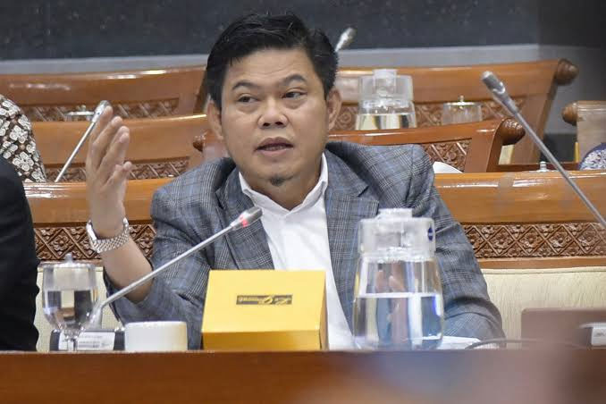 Sikap Bijak Prabowo Dipuji DPR soal Bendera One Peace