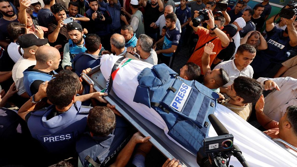 Empat Jurnalis Al Jazeera Gugur dalam Serangan Israel di Gaza