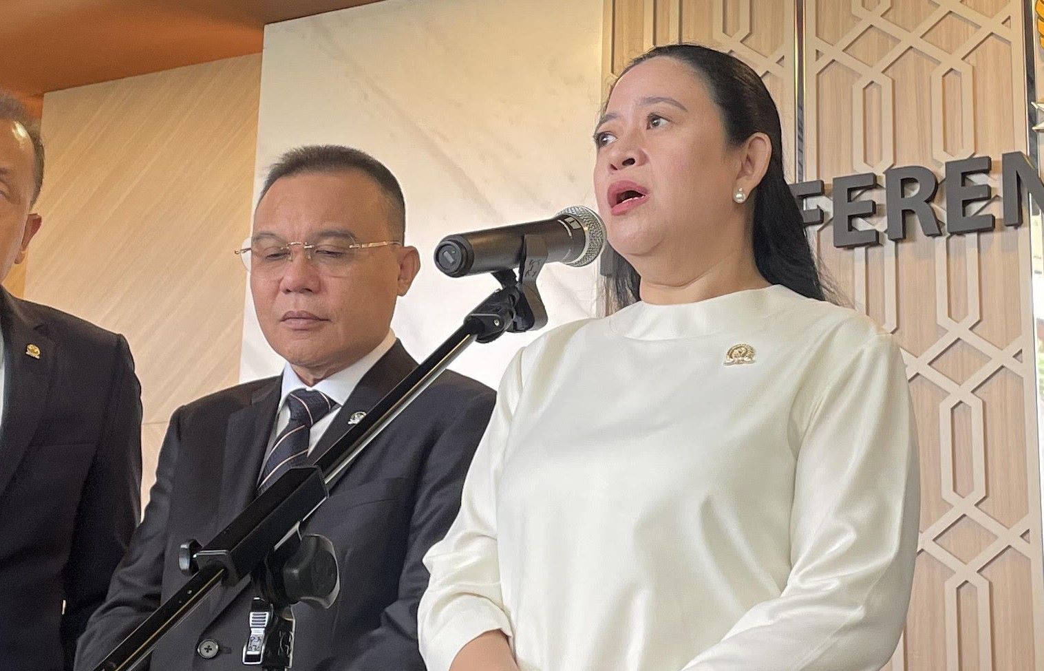 Demo Menggugat DPR Ramai, Ini Jawaban Puan dan Dasco