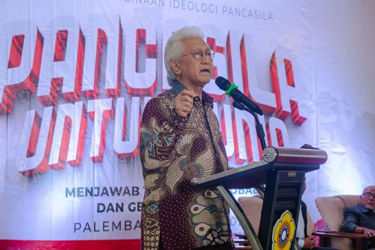 Strategi Diplomasi Prabowo: Hadiri Parade Militer China di Tengah Rivalitas Global