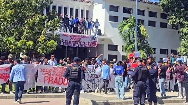 Protes Gen Z: Mobil Prado DPR Dinilai Hina Rakyat Miskin Timor Leste