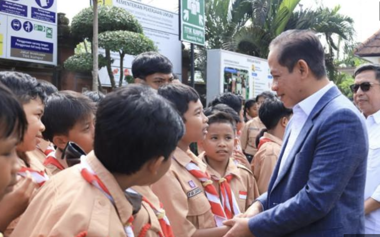 Sekolah Rakyat: Inisiatif Prabowo untuk Anak Miskin dan Lingkungan Berkelanjutan