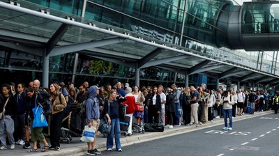 Bandara Eropa Terganggu Akibat Sistem Check-in Diretas