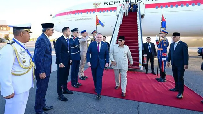 Prabowo Tiba di Mesir Hadiri KTT Internasional untuk Perdamaian di Gaza