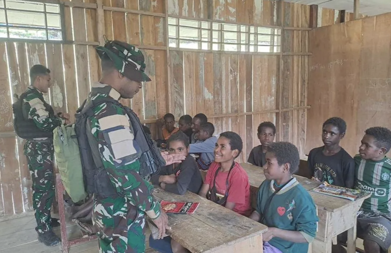 Dukungan TNI untuk Pendidikan Anak di Daerah Tertinggal Papua