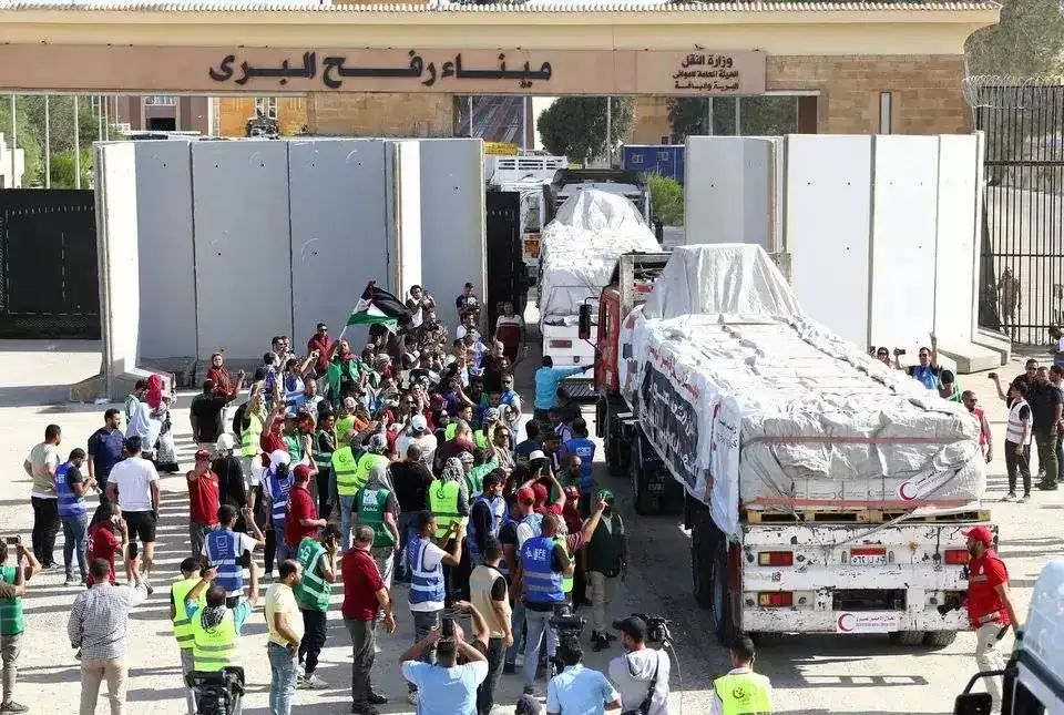 Bantuan Kemanusiaan Kembali Mengalir ke Gaza
