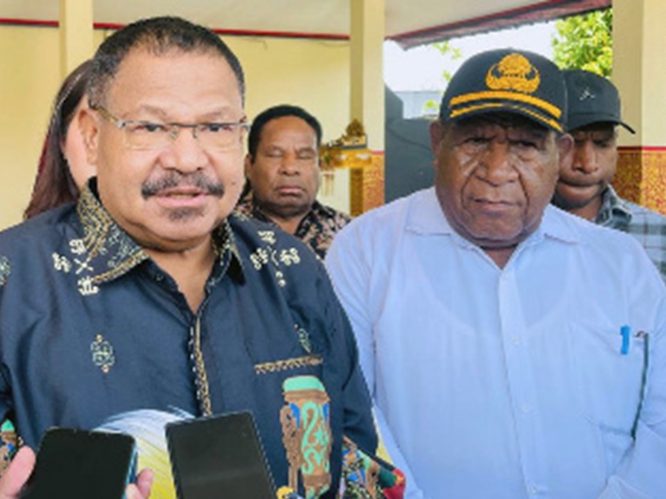 Presiden Prabowo minta jalan trans Papua Jayapura-Wanena rampung tahun 2026