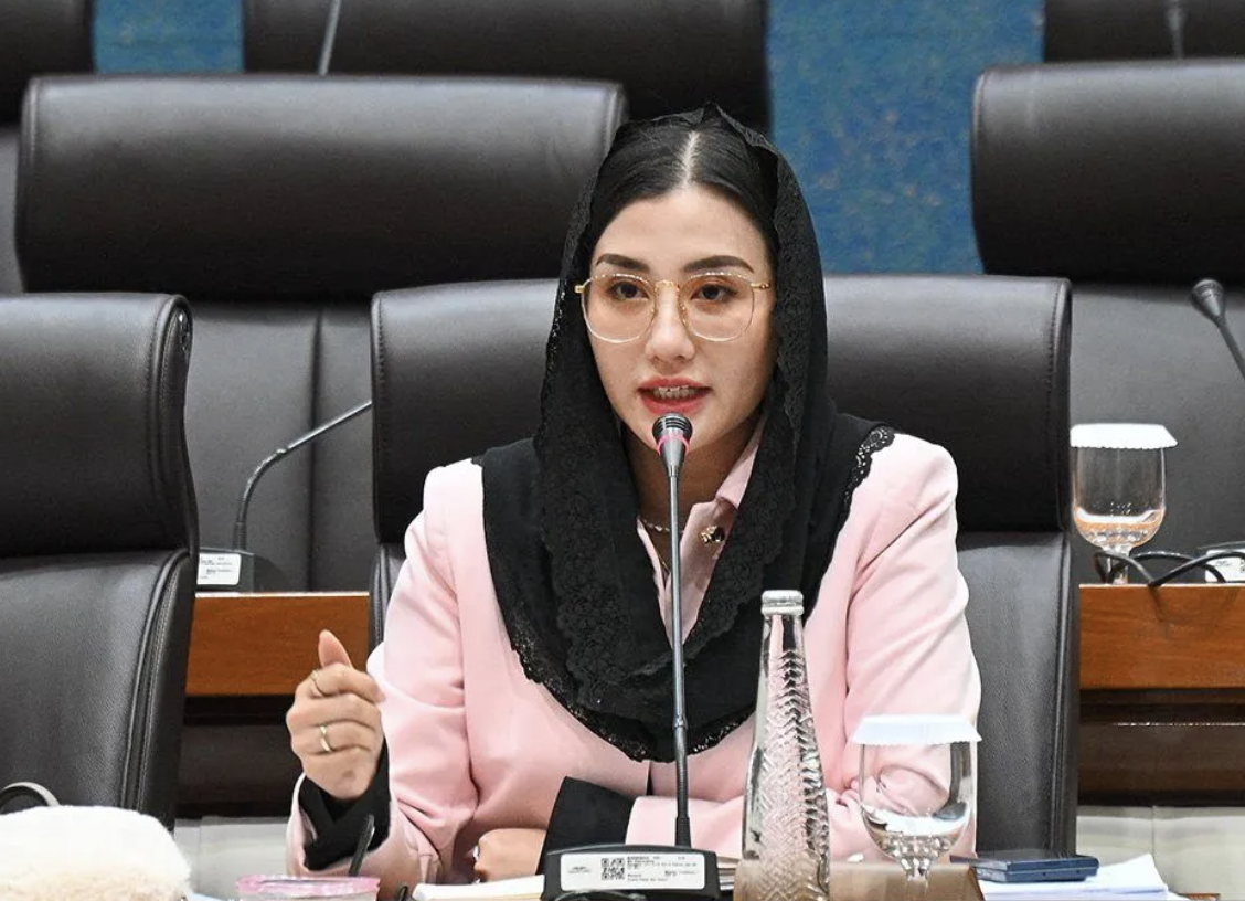 DPR RI: Industri Air Minum Kemasan Wajib Bertanggung Jawab pada Lingkungan