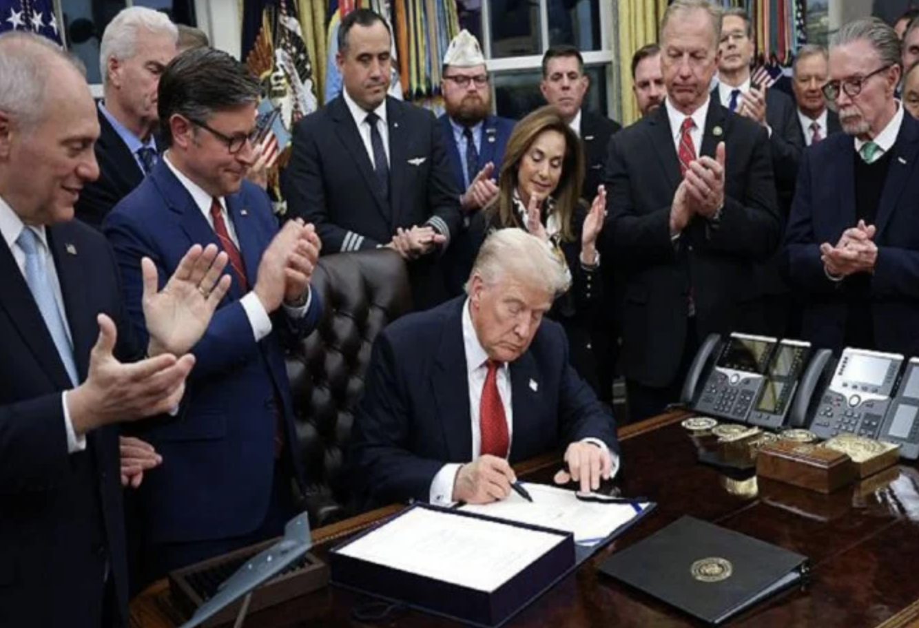 Trump Tandatangani RUU Akhiri Shutdown AS