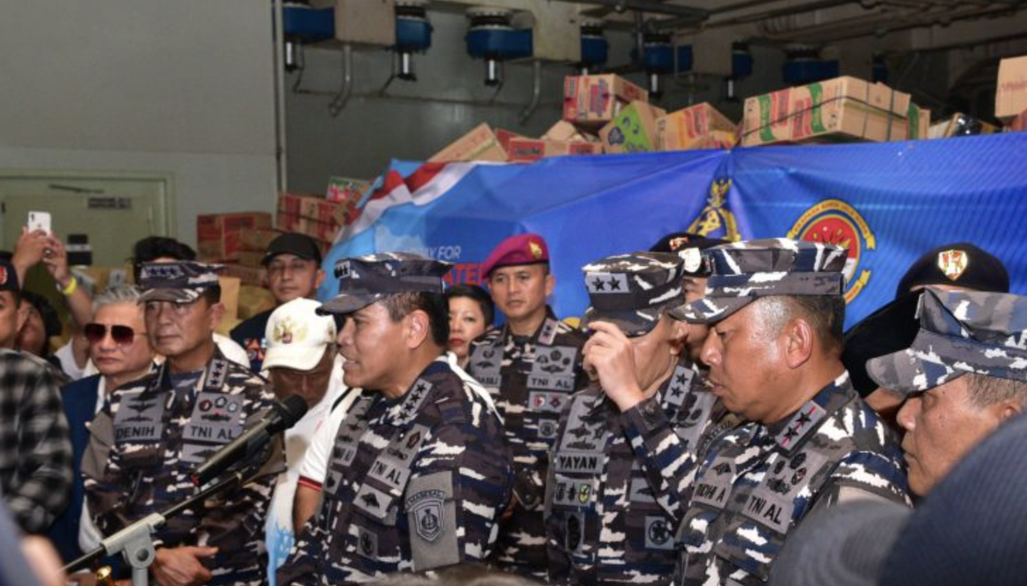Marinir Dikerahkan Maksimal untuk Bantu Korban Bencana Sumatera