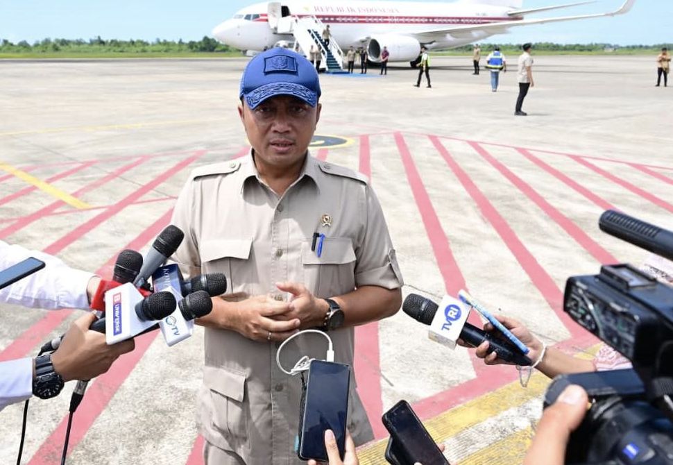 Tinjau Bencana di Sumbar, Prabowo Dorong Percepatan Akses Jalan