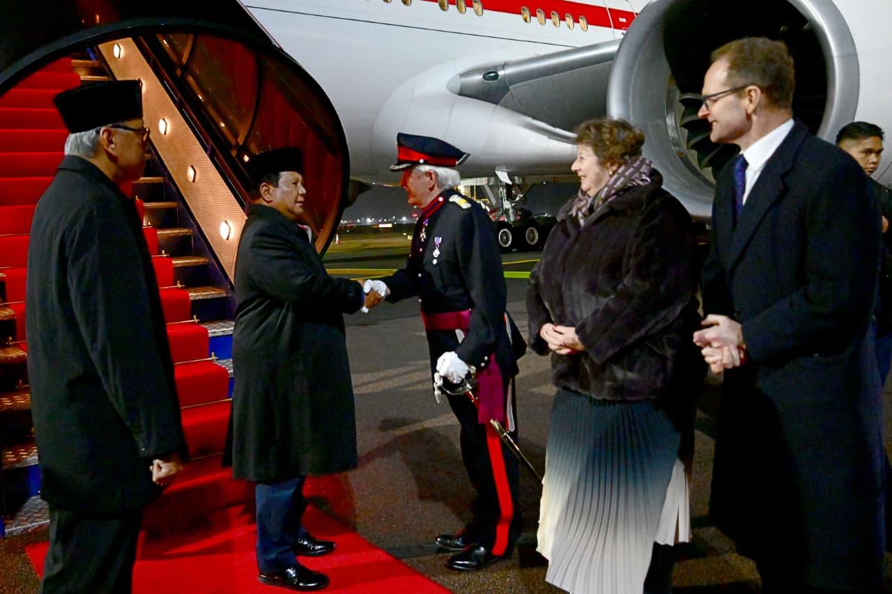 Presiden Prabowo Tiba di London, Perkuat Kemitraan Strategis Indonesia–Inggris