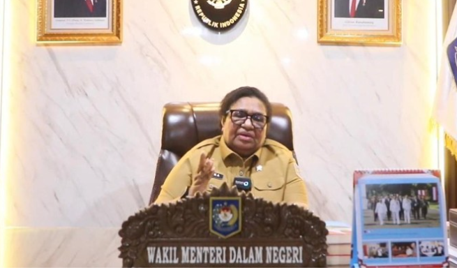 Wamendagri Klarifikasi Isu yang Berkembang soal Penanaman Sawit di Papua