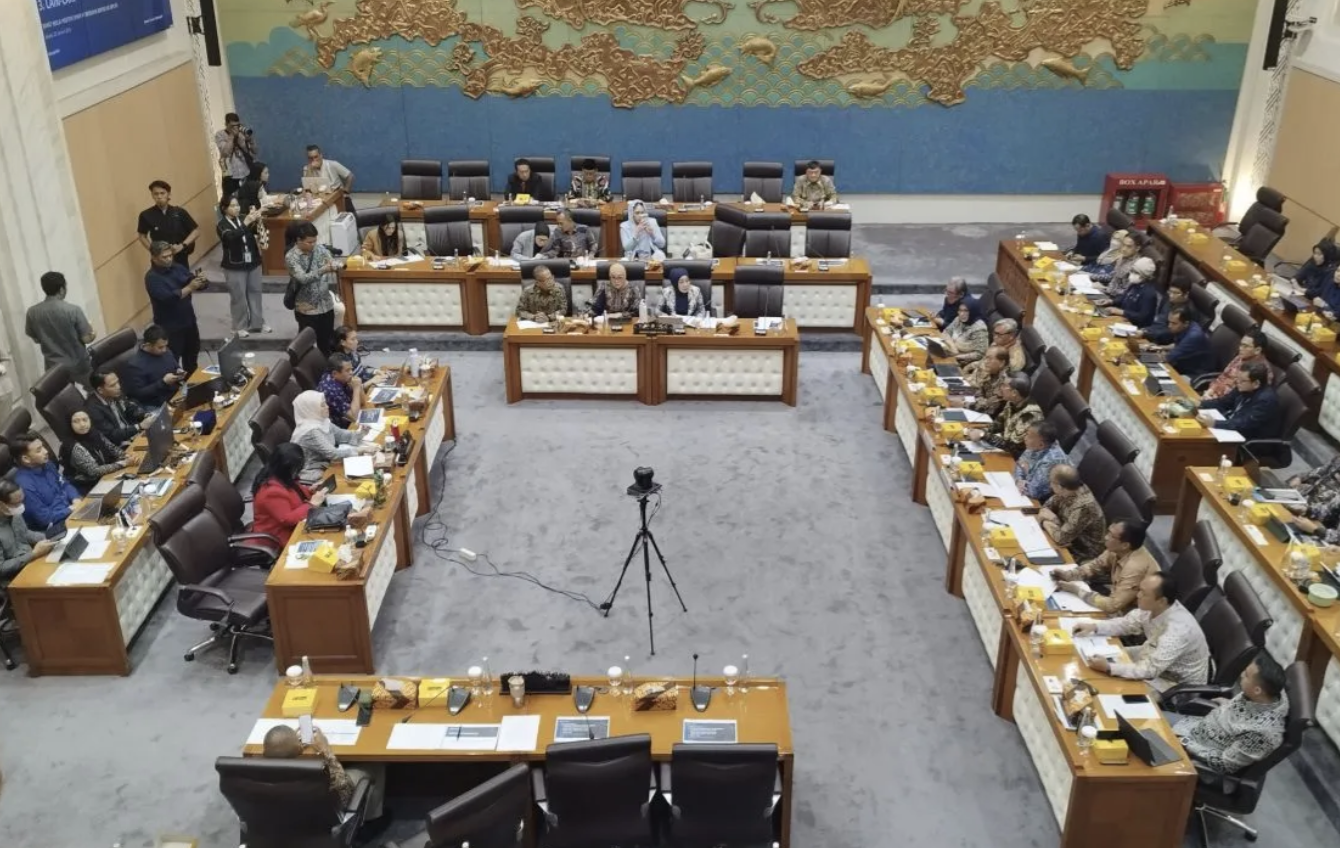 Komisi VII DPR dan Menteri UMKM Bahas Program Strategis UMKM 2026