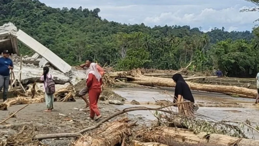 Gotong Royong Warga dan Pemerintah Jadi Benteng Aceh dari Separatisme Pascabencana