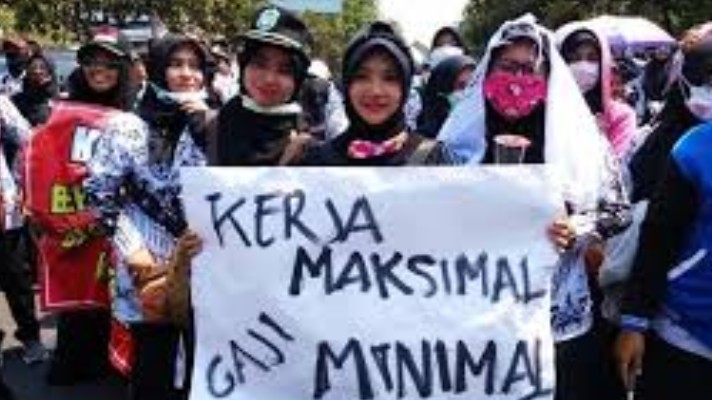 Pemerintah Tingkatkan Kesejahteraan Guru Honorer Melalui Insentif dan Program Pengembangan Kompetensi